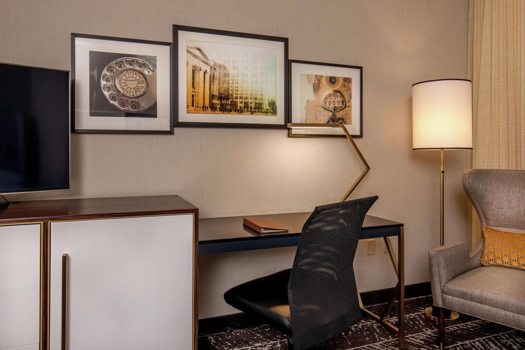 Doubletree By Hilton Youngstown Downtown Luaran gambar