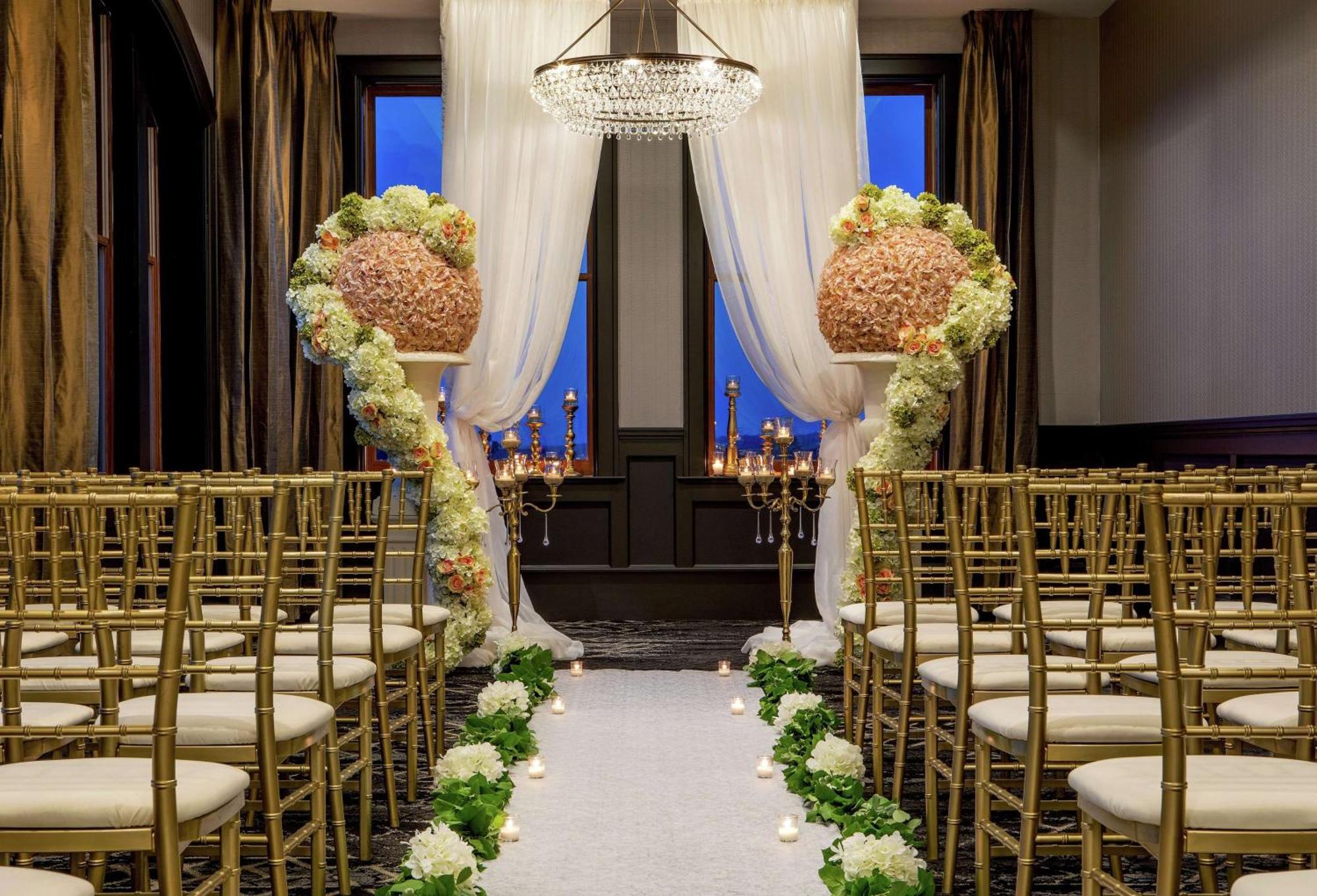 Doubletree By Hilton Youngstown Downtown Luaran gambar
